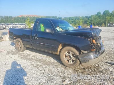 Czwarte zdjęcie samochodu z boku: 2003 CHEVROLET SILVERADO C1500 VIN:1GCEC14V93Z216079 - miniatura