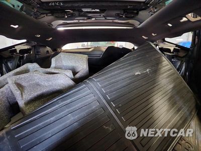 Zdjęcie 10 z 14 samochodu: 2022 VOLVO XC60 T8 RECHARGE R-DESIGN VIN:YV4H60DMXN1070134 - miniatura