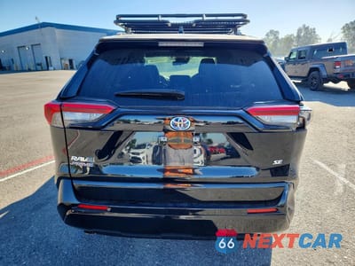Zdjęcie 6 z 12 samochodu: 2021 TOYOTA RAV4 PRIME SE VIN:JTMAB3FV9MD036013 - miniatura