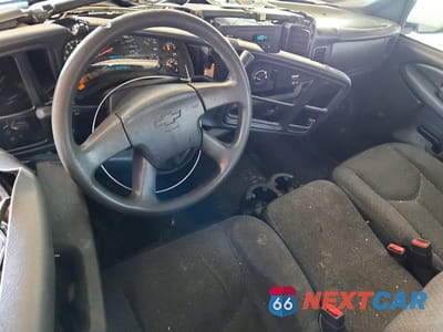 Zdjęcie 8 z 12 samochodu: 2004 CHEVROLET SILVERADO C1500 VIN:1GCEC14X54Z352521 - miniatura