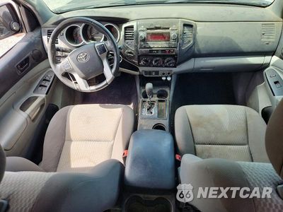 Zdjęcie 8 z 12 samochodu: 2012 TOYOTA TACOMA DOUBLE CAB VIN:5TFLU4EN9CX041624 - miniatura