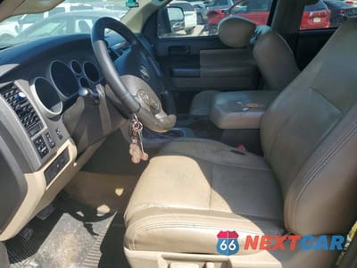 Zdjęcie 7 z 12 samochodu: 2010 TOYOTA SEQUOIA SR5 VIN:5TDZM5G10AS001722 - miniatura