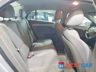 Zdjęcie 10 z 12 samochodu: 2010 CHEVROLET MALIBU LS VIN:1G1ZB5EB3AF260862 - miniatura