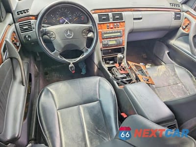 Zdjęcie 8 z 12 samochodu: 2001 MERCEDES-BENZ E 320 VIN:WDBJF65J91B337925 - miniatura