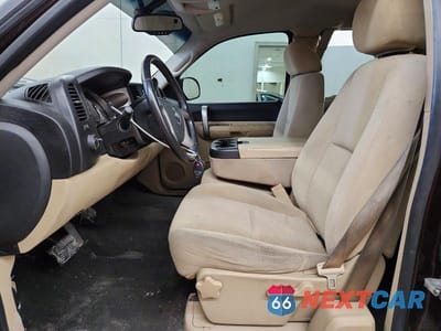 Zdjęcie 7 z 12 samochodu: 2008 CHEVROLET SILVERADO K1500 VIN:2GCEK19J881147796 - miniatura