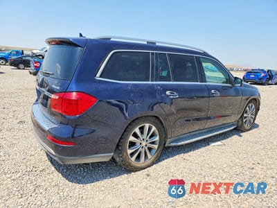 Trzecie zdjęcie samochodu z tyłu: 2014 MERCEDES-BENZ GL 450 4MATIC VIN:4JGDF7CE2EA323754 - miniatura