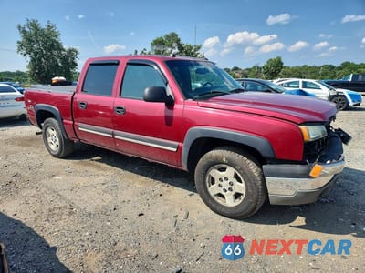 Czwarte zdjęcie samochodu z boku: 2005 CHEVROLET SILVERADO K1500 VIN:2GCEK13T351243065 - miniatura