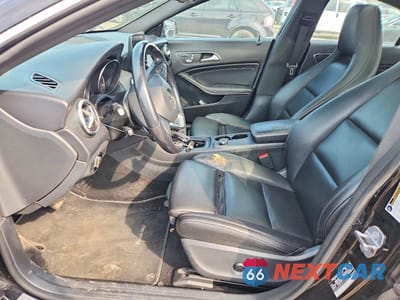 Zdjęcie 7 z 12 samochodu: 2019 MERCEDES-BENZ CLA 250 4MATIC VIN:WDDSJ4GBXKN722558 - miniatura