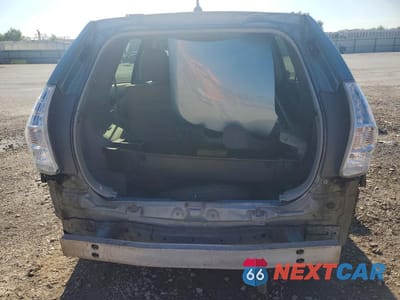 Zdjęcie 6 z 12 samochodu: 2013 TOYOTA PRIUS V TWO VIN:JTDZN3EU4D3189245 - miniatura