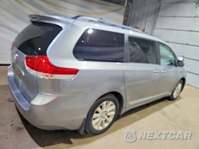 Trzecie zdjęcie samochodu z tyłu: 2011 TOYOTA SIENNA LE VIN:5TDJK3DC0BS020110 - miniatura