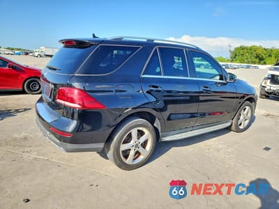 Trzecie zdjęcie samochodu z tyłu: 2017 MERCEDES-BENZ GLE 350 VIN:4JGDA5JB7HA947520 - miniatura
