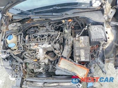 Zdjęcie 11 z 13 samochodu: 2012 VOLKSWAGEN GOLF VIN:WVWMM7AJ8CW037661 - miniatura