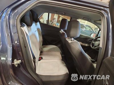 Zdjęcie 11 z 13 samochodu: 2019 CHEVROLET TRAX LS VIN:3GNCJNSB9KL220904 - miniatura