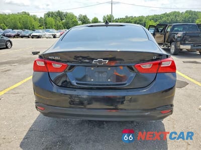 Zdjęcie 6 z 12 samochodu: 2017 CHEVROLET MALIBU LT VIN:1G1ZE5ST1HF292983 - miniatura
