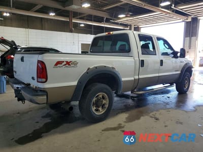 Trzecie zdjęcie samochodu z tyłu: 2004 FORD F250 SUPER DUTY VIN:1FTNW21P24ED16701 - miniatura