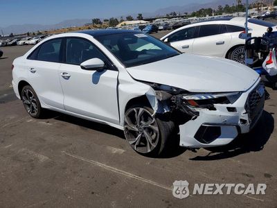 Czwarte zdjęcie samochodu z boku: 2023 AUDI A3 PREMIUM VIN:WAUGUDGY0PA143697 - miniatura