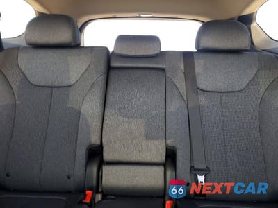 Zdjęcie 10 z 13 samochodu: 2023 HYUNDAI SANTA FE SEL VIN:5NMS24AJ9PH602097 - miniatura