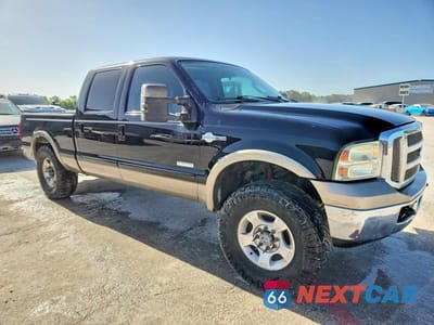 Czwarte zdjęcie samochodu z boku: 2006 FORD F250 SUPER DUTY VIN:1FTSW21P16EA21482 - miniatura