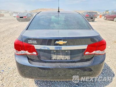 Zdjęcie 6 z 13 samochodu: 2013 CHEVROLET CRUZE LS VIN:1G1PA5SH6D7325933 - miniatura