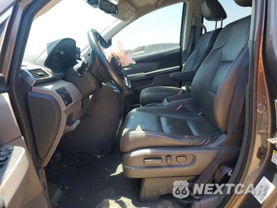 Zdjęcie 7 z 13 samochodu: 2015 HONDA ODYSSEY EXL VIN:5FNRL5H61FB041946 - miniatura
