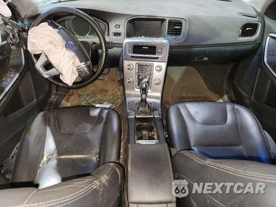 Zdjęcie 8 z 11 samochodu: 2016 VOLVO S60 PREMIER VIN:YV126MFK3G1394728 - miniatura