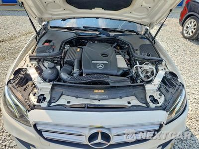 Zdjęcie 11 z 12 samochodu: 2017 MERCEDES-BENZ E 300 VIN:WDDZF4JB5HA074376 - miniatura