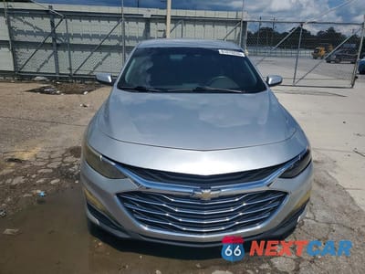 Piąte zdjęcie samochodu w środku: 2020 CHEVROLET MALIBU LT VIN:1G1ZD5ST4LF072216 - miniatura