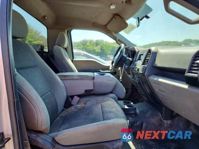 Zdjęcie 10 z 13 samochodu: 2016 FORD F150 VIN:1FTMF1E80GKF74925 - miniatura