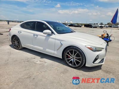 Czwarte zdjęcie samochodu z boku: 2020 GENESIS G70 3.3T VIN:KMTG34LE9LU053590 - miniatura