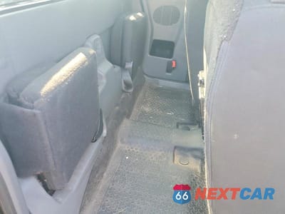 Zdjęcie 10 z 12 samochodu: 2011 FORD RANGER SUPER CAB VIN:1FTLR4FE8BPA18656 - miniatura