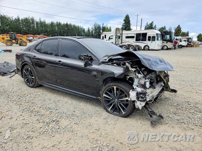 Czwarte zdjęcie samochodu z boku: 2019 TOYOTA CAMRY XSE VIN:4T1B61HK9KU193033 - miniatura