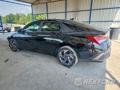 Drugie zdjęcie samochodu z przodu: 2025 HYUNDAI ELANTRA SEL SPORT VIN:KMHLM4DG3SU094379 - miniatura