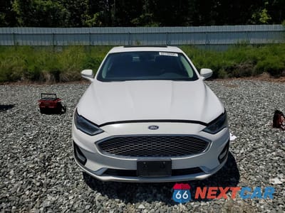 Piąte zdjęcie samochodu w środku: 2019 FORD FUSION TITANIUM VIN:3FA6P0RU9KR257890 - miniatura