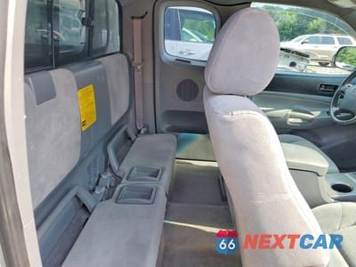 Zdjęcie 10 z 12 samochodu: 2006 TOYOTA TACOMA ACCESS CAB VIN:5TETX22N66Z162964 - miniatura
