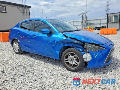 Czwarte zdjęcie samochodu z boku: 2017 TOYOTA YARIS IA BASE VIN:3MYDLBYV4HY173642 - miniatura