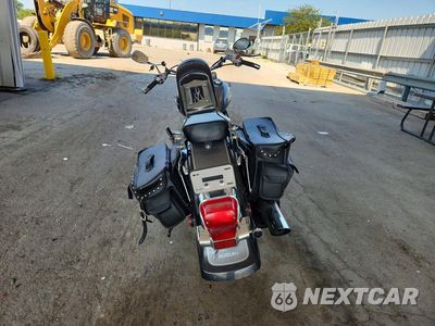 Czwarte zdjęcie samochodu z boku: 2008 SUZUKI VL800 T VIN:JS1VS55A082107476 - miniatura