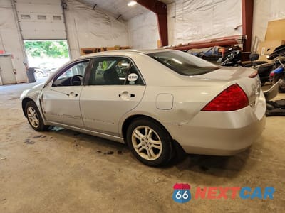 Drugie zdjęcie samochodu z przodu: 2007 HONDA ACCORD SE VIN:1HGCM56337A181813 - miniatura