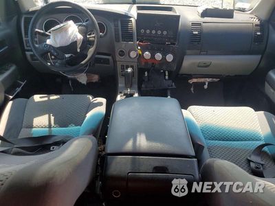 Zdjęcie 8 z 12 samochodu: 2010 TOYOTA TUNDRA DOUBLE CAB SR5 VIN:5TFUY5F13AX101033 - miniatura