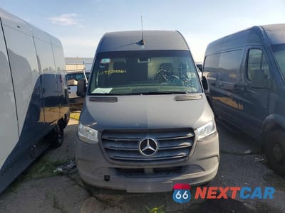Piąte zdjęcie samochodu w środku: 2019 MERCEDES-BENZ SPRINTER 2500/3500 DELIVERY VAN VIN:WD4PF0CD7KP099279 - miniatura