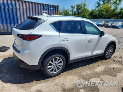 Trzecie zdjęcie samochodu z tyłu: 2022 MAZDA CX-5 SELECT VIN:JM3KFBBM2N1526304 - miniatura