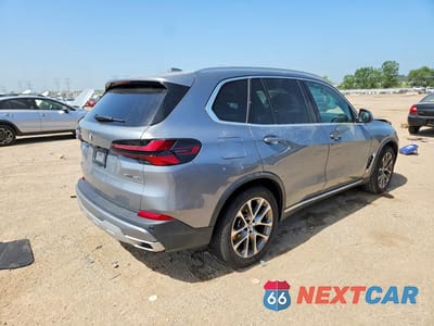 Trzecie zdjęcie samochodu z tyłu: 2025 BMW X5 VIN:5UX23EU02S9Z43334 - miniatura