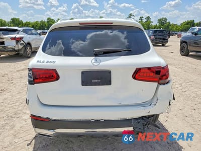 Zdjęcie 6 z 13 samochodu: 2022 MERCEDES-BENZ GLC 300 VIN:W1N0G8DB5NV399805 - miniatura