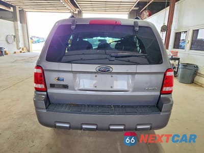 Zdjęcie 6 z 14 samochodu: 2008 FORD ESCAPE XLT VIN:1FMCU93128KE81195 - miniatura