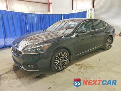 2018 KIA CADENZA LIMITED KNALC4J14J5098051 - główne zdjęcie licytacji z USA - miniatura