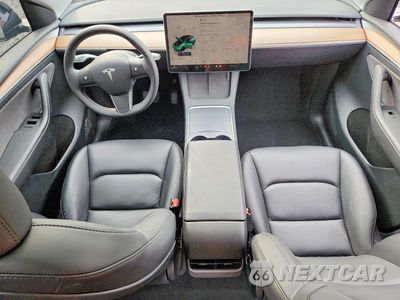 Zdjęcie 8 z 12 samochodu: 2023 TESLA MODEL Y VIN:7SAYGDEE8PF778295 - miniatura