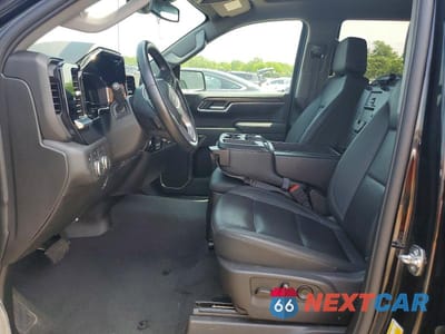 Zdjęcie 7 z 12 samochodu: 2025 GMC SIERRA K1500 SLT VIN:1GTUUDED6SZ314484 - miniatura