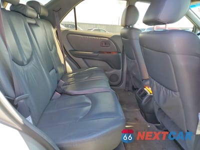 Zdjęcie 11 z 13 samochodu: 2000 LEXUS RX 300 VIN:JT6HF10U9Y0114138 - miniatura