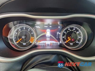 Zdjęcie 9 z 13 samochodu: 2015 JEEP CHEROKEE TRAILHAWK VIN:1C4PJMBS3FW680872 - miniatura