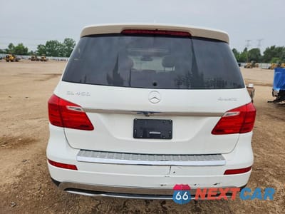 Zdjęcie 6 z 12 samochodu: 2016 MERCEDES-BENZ GL 450 4MATIC VIN:4JGDF6EE6GA675598 - miniatura