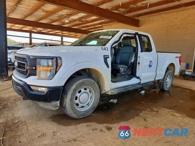 2023 FORD F150 SUPER CAB 1FTFX1E59PKF99186 - główne zdjęcie licytacji z USA - miniatura